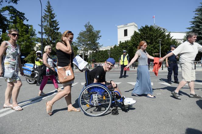 Protest niepełnosprawnych w sejmie zakończony