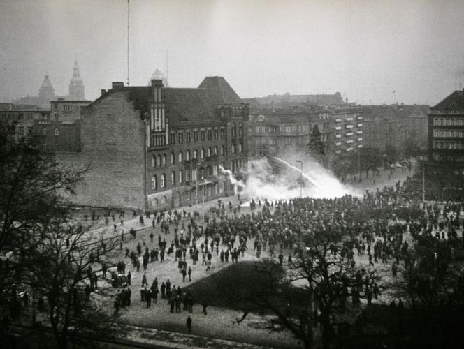 54. rocznica protestów w Szczecinie. Wspominamy grudzień 1970 roku