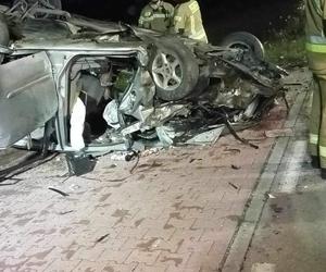 Dąbrówka- Ług: Dachowało auto, kierowca był pijany