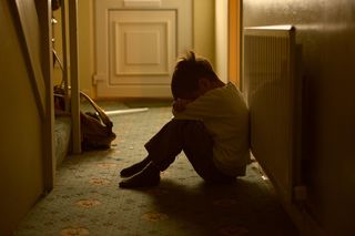 59-latek znęcał się nad rodziną. Policja wyrzuciła go z domu 