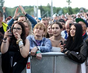 Śląska Scena Letnia na promenadzie przy Stadionie Śląskim w Chorzowie