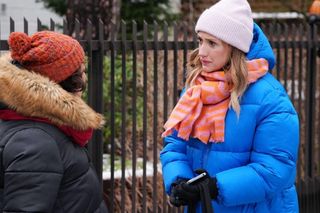 Barwy szczęścia, odcinek 3188: Asia (Anna Gzyra), jej teściowa Zofia (Izabella Olejnik)