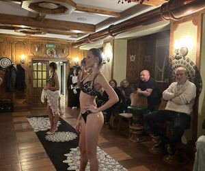 To najdziwniejsza wieś w województwie śląskim. Tu sacrom spotyka się z profanum