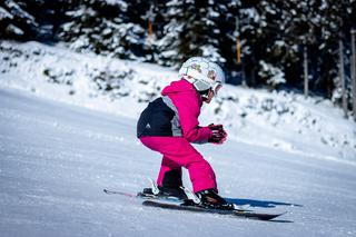 5-letnia  dziewczynka zginęła podczas lekcji jazdy na nartach! Wjechał w nią narciarz