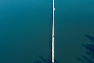 Fenomenalny pomost na Jeziorze Słupeckim