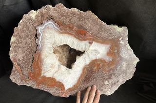 Biżuteria, kamienie i błysk we Wrocławiu! Ruszają Jesienne Targi Minerałów i Jubilerów