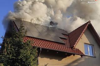 Pożar domu w Mysłowicach. Policjanci ewakuowali mieszkańców 