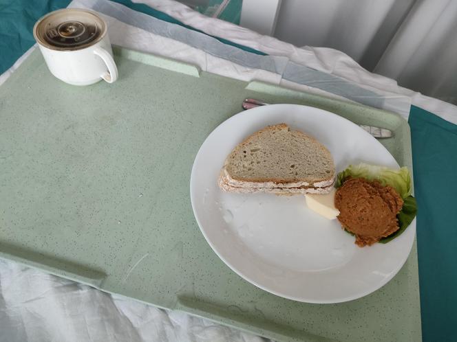 Posiłki w polskich szpitalach. Tak karmią kobiety na porodówce w Łodzi
