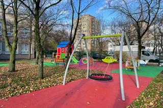 Nowy plac Zabaw na Mokotowie.