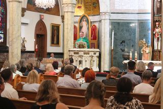 Tablica ku czci Kapelanów Katyńskich odsłonięta w kościele św. Stanisława BM w NYC