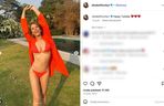 Emerytka Liz Hurley wygina się w bikini. Pozuje w luksusowej willi ojca kontrowersyjnej gwiazdy