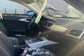 Dramat na trasie S5. Tafla lodu spadła na auto. Ranna kobieta [ZDJĘCIA]