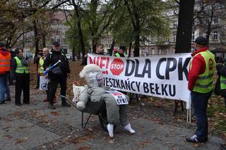 Protest przeciwko CPK w Katowicach