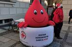 Mikołajkowa akcja krwiodawstwa na Głównym Rynku w Kaliszu