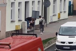 2,5-latek był siny i nie oddychał. Turysta desperacko oklepywał go plecach