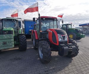 Znaczne utrudnienia w ruchu i objazdy. Tymi drogami nie przejedziesz. Protest rolników 9.02.2024 r.
