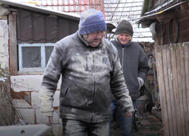 Rolnicy. Podlasie. Andrzej z Plutycz mocno pilnuje porządku. "Bo siostra..."