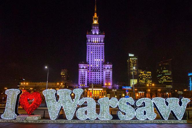 Walentynkowe szaleństwo w Warszawie! Zobacz, jak wyglądały stołeczne autobusy 14 lutego