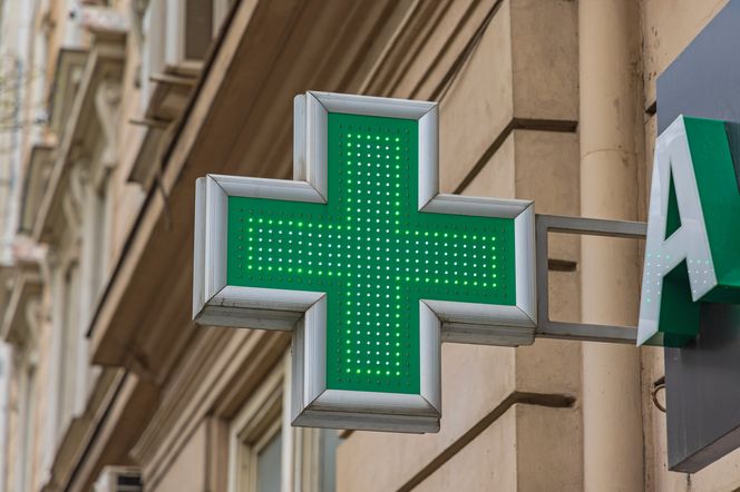 Rapid Alert: z aptek wycofano wiele serii ważnego leku. Wykryto cząsteczki stali