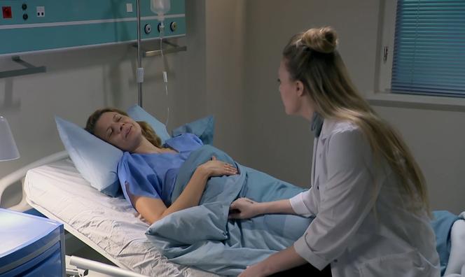 Na Wspólnej odc. 3458. Daria (Patrycja Topajew), Paulina (Marta Walesiak)