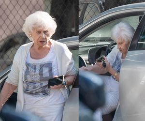 Krystyna Loska w świetnej formie! 88-letnia ikona telewizji sama prowadzi auto