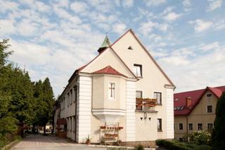 Piszkowice. Niepełnosprawne dzieci bez pomocy! 19 opiekunów z koronawirusem!