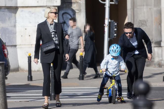 Niedzielny spacer Małgosi Kożuchowskiej z rodziną