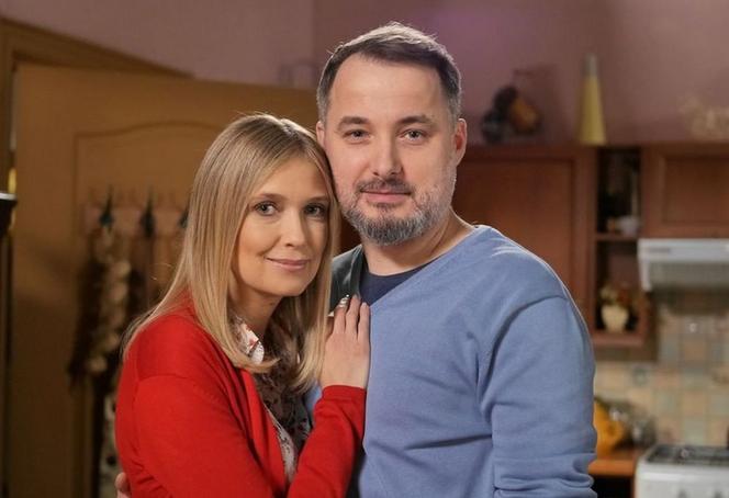Pierwsza miłość. Ewelina (Magdalena Górska), Bartek (Rafał Kwietniewski)