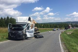  Wypadek z udziałem wojskowego pojazdu w Humniskach. Żołnierze przewozili niewybuch 