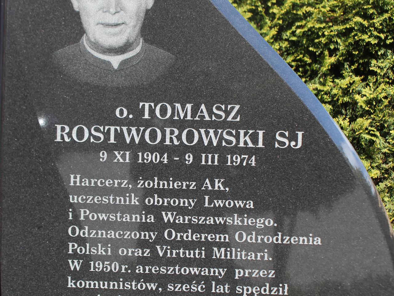Festiwal ojca Tomasza Rostworowskiego: czwartek pod lampą