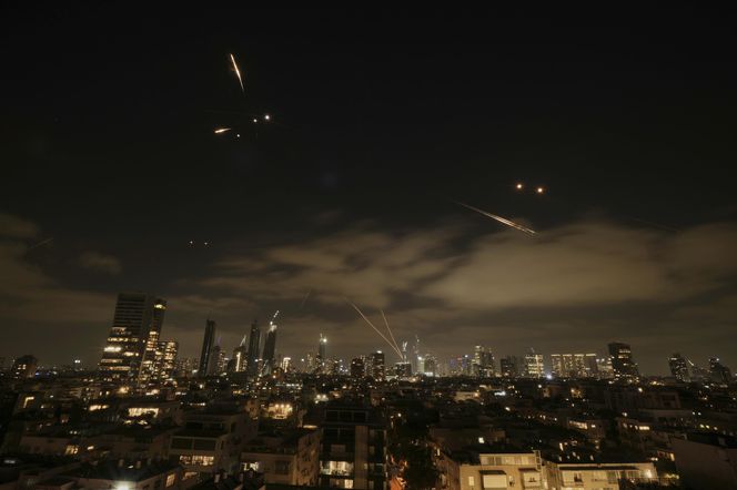 Trwa wymiana ciosów między Izraelem a Iranem. Wojna przybiera na sile