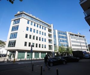 Warszawa dawniej i dziś. Fabryka Czekolady, Kakao i Cukierków Franciszek Fuchs i Synowie