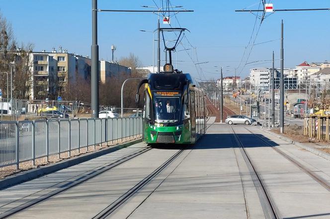 Po otwarciu trasy na Naramowice autobusy pomiędzy ulicami Łużycką i Sarmacką będą poruszały się po torowisku, razem z tramwajami