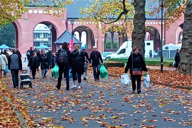 Dzień Wszystkich Świętych na Cmentarzu Centralnym w Szczecinie