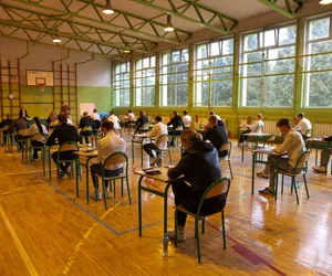 Matura 2023. Ile trwa matura z polskiego, matematyki, angielskiego? [HARMONGORAM]