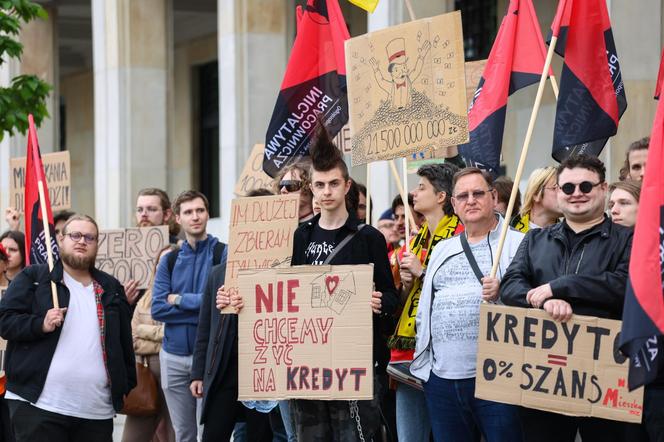 Protest przeciwko programowi Mieszkanie na Start w Warszawie