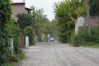 Lublin. Wyremontują ulicę Wapienną. Ale mieszkańcy mają swoje uwagi: Jeżdżą jak wariaci. Czy nie można zamontować progów zwalniających? Ratusz odpowiada