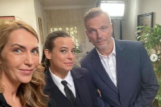 M jak miłość. Viola (Magdalena Waligórska), Magda (Anna Mucha), Andrzej (Krystian Wieczorek)