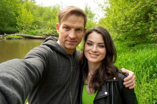 Barwy szczęścia, odc. 2696: Łukasz (Michał Rolnicki), Weronika (Maria Świłpa)