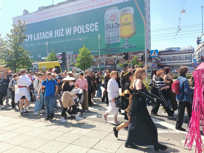Korowód studencki rozpoczyna Juwenalia Śląskie 2025 w Katowicach