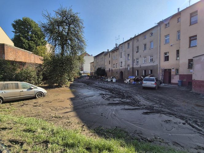 Pierwszy transport darów dla powodzian od Caritas Diecezji Siedleckiej trafił do Nysy i Kłodzka