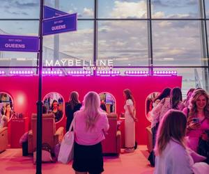 Maybelline NY Music Stories: Era of Lashes - Bolt zadba o Twój dojaz na koncert