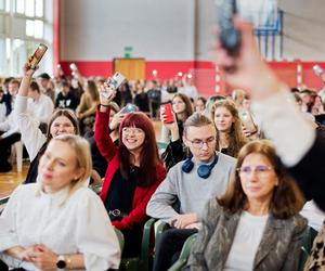 Uroczysta akademia z okazji Dnia Komisji Edukacji Narodowej w ZSP nr 5 odbyła się 13.10.2023