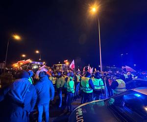 Nocny protest rolników na A2. To odpowiedź na decyzję premiera