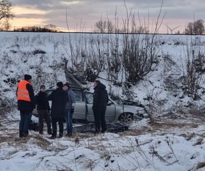 Wypadek na przejeździe kolejowym pod Łeknem