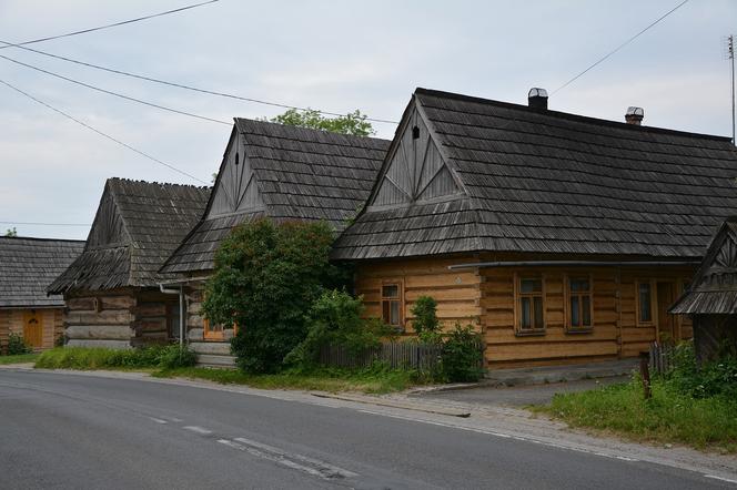 Nie tylko Zalipie. 9 urzekających polskich wsi - jedna z nich trafiła do powieści Olgi Tokarczuk