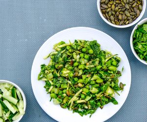 Sałatka z fasolki edamame i ogórka - takiej jeszcze nie jedliście!