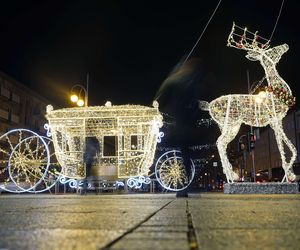 Częstochowa już przygotowana na święta. Iluminacje zapierają dech w piersiach ZDJĘCIA