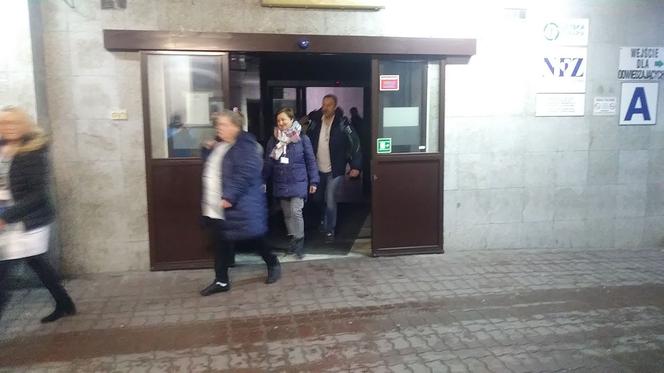 Ewakuacja w Policach