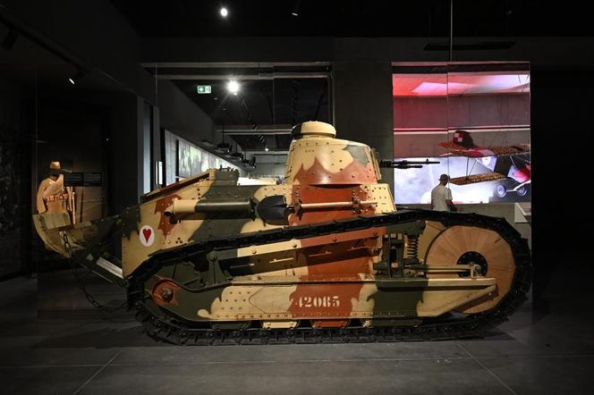 Muzeum Bitwy Warszawskiej. Pierwsze zdjęcia ze środka